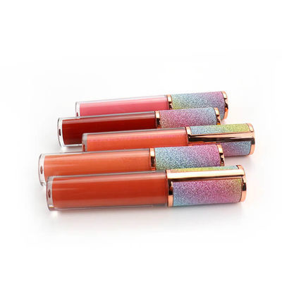 ultimo caso aziendale circa Lucentezza su ordinazione del labbro di Logo Waterproof Glitter Tubes Clear dell'etichetta privata
